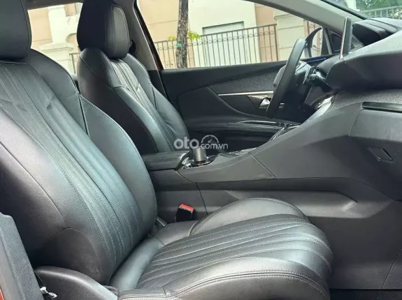 Peugeot 3008 Allure 2019 - SUV 5 chỗ thương hiệu Pháp