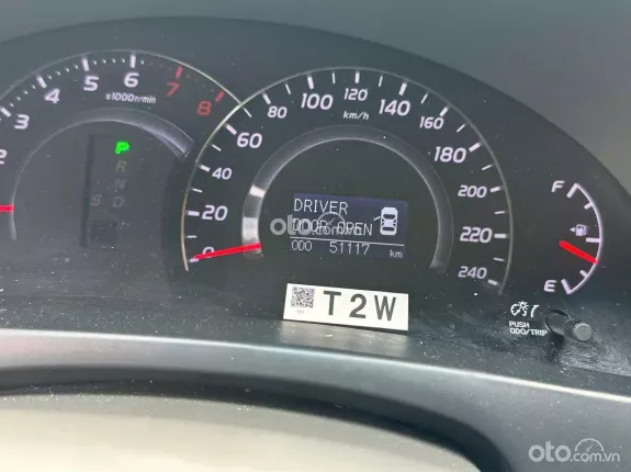 Toyota Camry 2.4G 2011 - Toyota Camry 2.4G AT Model 2012 - Sedan Hạng D