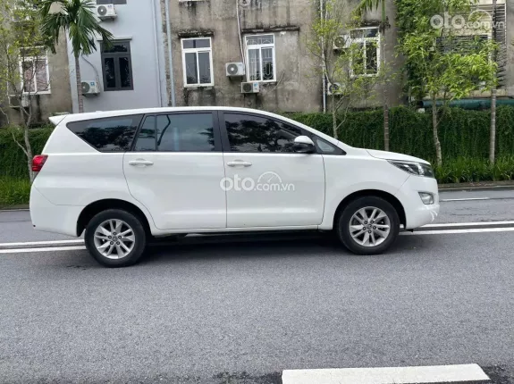 Toyota Innova 2.0E 2020 - Xe đẹp bản E, chủ đi giữ gìn