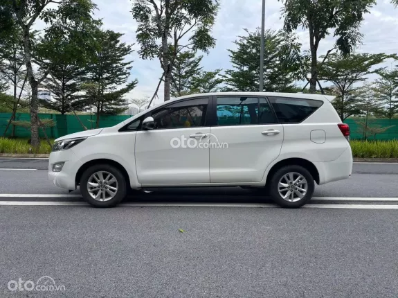 Toyota Innova 2.0E 2020 - Xe đẹp bản E, chủ đi giữ gìn