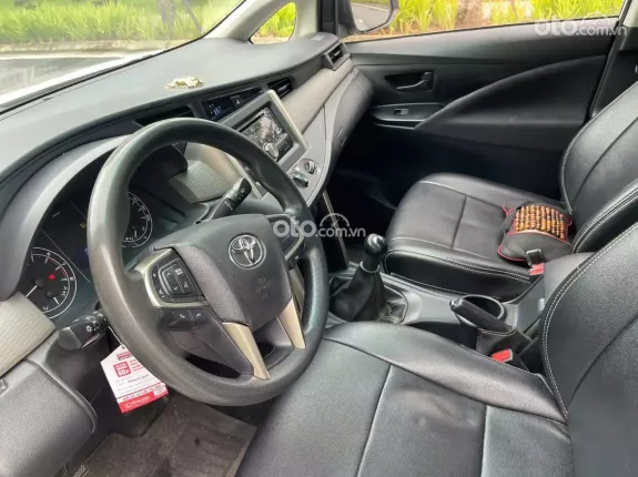 Toyota Innova 2.0E 2020 - Xe đẹp bản E, chủ đi giữ gìn