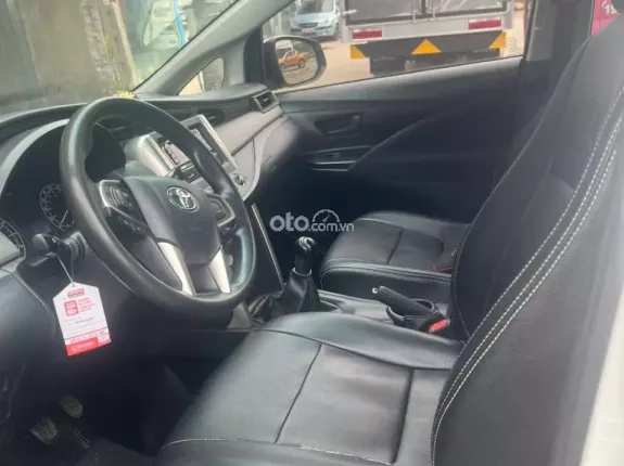 Toyota Innova 2.0E 2020 - Xe đẹp bản E, chủ đi giữ gìn
