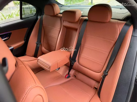 Mercedes-Benz C200 Avantgarde Plus 2023 - Bao check test - Bảo hành chính hãng dài