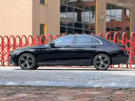 Mercedes-Benz E180 2022 - Bao check test