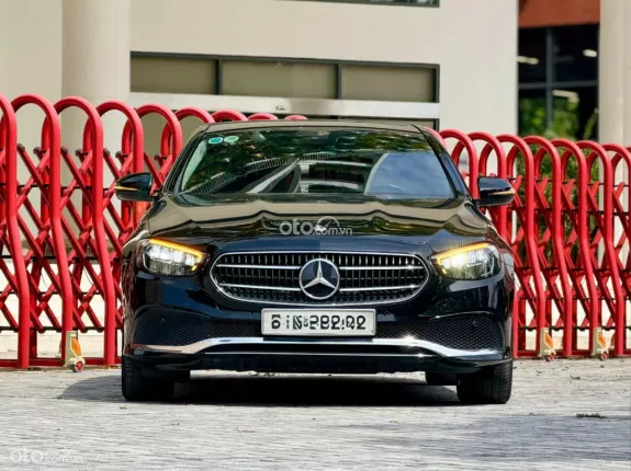 Mercedes-Benz E180 2022 - Bao check test