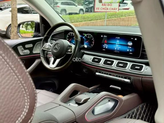 Mercedes-Benz GLS 450 4Matic 2022 - Up gói độ 23P cảnh báo điểm mù, giữ làn đường