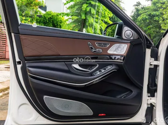 Mercedes-Benz Maybach S450 4Matic 2019 - Bao check test sai đền cọc