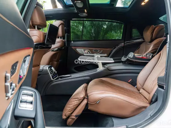 Mercedes-Benz Maybach S450 4Matic 2019 - Bao check test sai đền cọc