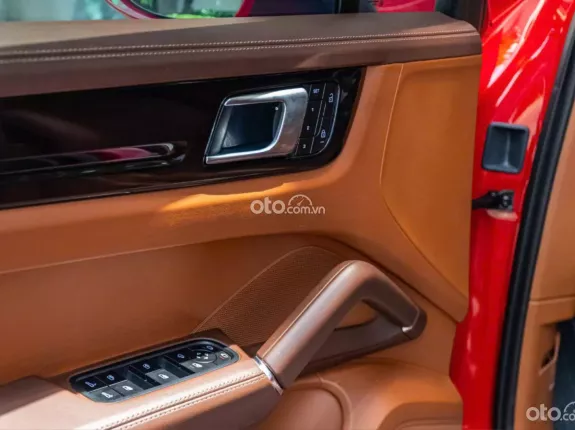 Porsche Cayenne Coupe 2022 - Bao check test - Bảo hành chính hãng dài