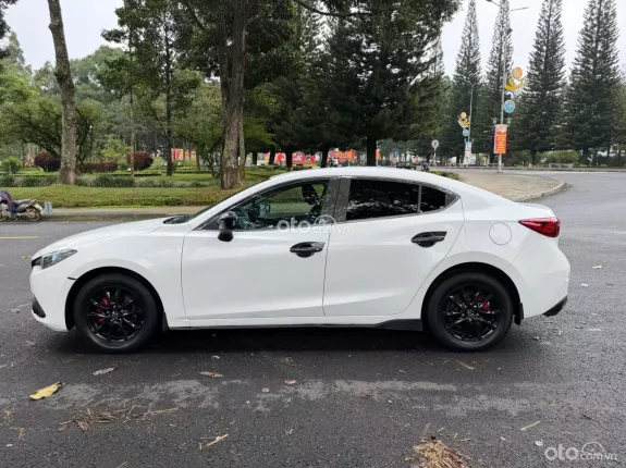 Mazda 3 1.5L Sedan 2016 - Xe rất mới