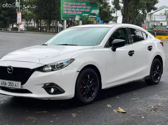 Mazda 3 1.5L Sedan 2016 - Xe rất mới