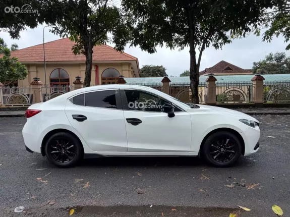 Mazda 3 1.5L Sedan 2016 - Xe rất mới