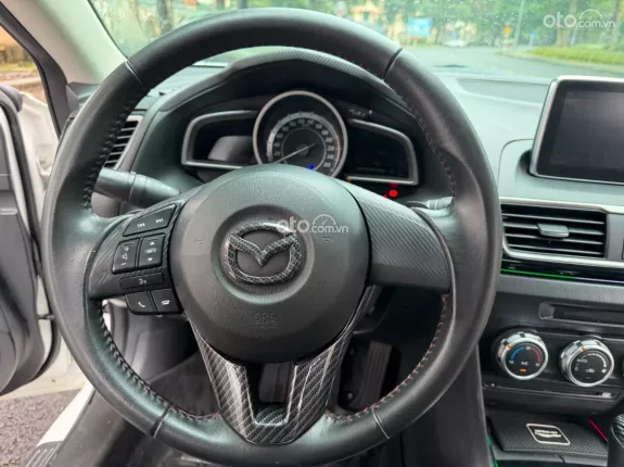 Mazda 3 1.5L Sedan 2016 - Xe rất mới