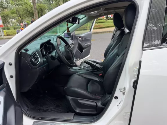 Mazda 3 1.5L Sedan 2016 - Xe rất mới