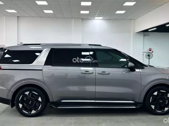 Kia Carnival 2.2D Signature 2025 - 7 ghế Full Dầu 2025 siêu lướt