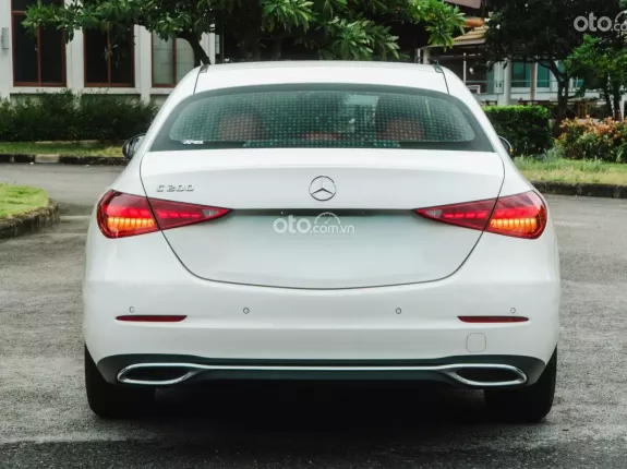 Mercedes-Benz C200 Avantgarde 2025 - Siêu lướt 5.500km cực đẹp