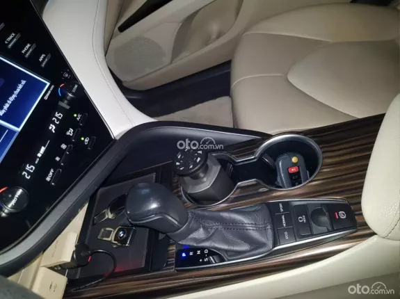 Toyota Camry 2.5Q 2021 - Toyota Camry 2.5Q 2021 - mua bán xe ô tô cũ uy tín tại Hà Nội