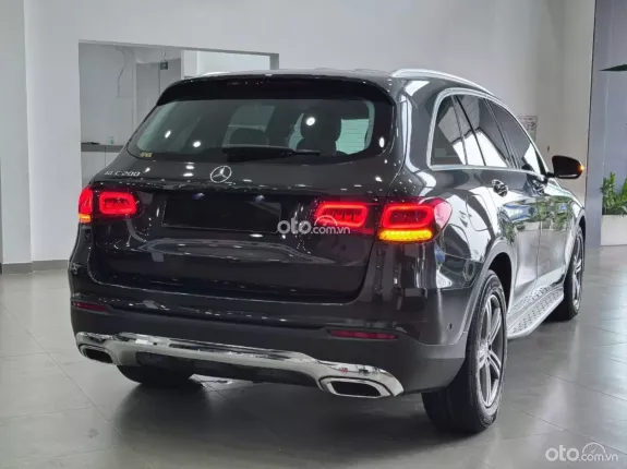 Mercedes-Benz GLC 200 V1 2022 - Xám titan 1 chủ đập thùng cực đẹp