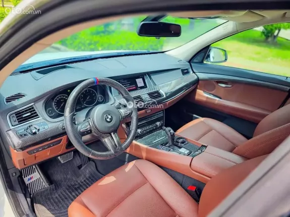BMW 528i GT 2017 - Trắng Nt nâu