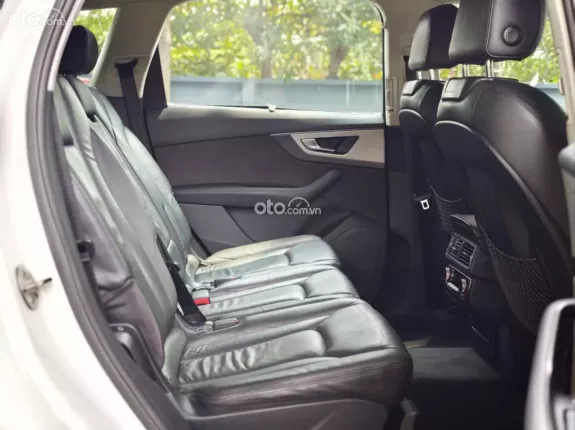 Audi Q7 2016 - Trắng NT đen