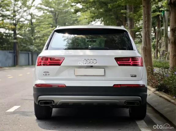 Audi Q7 2016 - Trắng NT đen