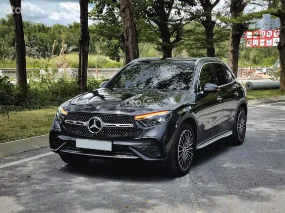 Mercedes-Benz GLC 300 4Matic 2023 - Xám titan. 30.000km zin