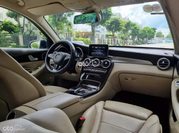 Mercedes-Benz GLC 200 4Matic 2018 - Xe Mercedes-Benz GLC 200 2621 2018