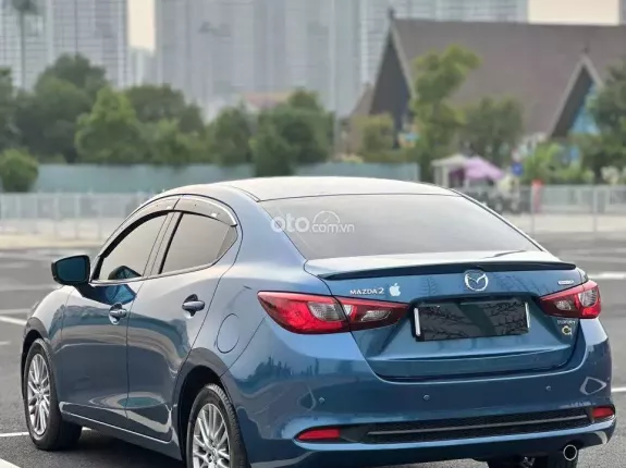 Mazda 2 Sedan 1.5L Luxury 2020 - Odo 38.000 km, màu xanh, nội thất xanh đen, full lịch sử bảo dưỡng hãng