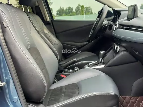 Mazda 2 Sedan 1.5L Luxury 2020 - Odo 38.000 km, màu xanh, nội thất xanh đen, full lịch sử bảo dưỡng hãng