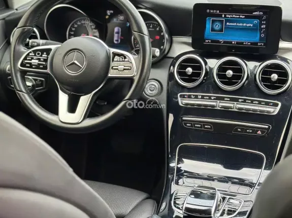 Mercedes-Benz C180 AMG 2021 - Xe đẹp, 1 chủ sử dụng
