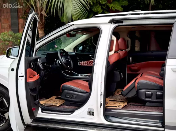 Kia Carnival 2.2D Signature 2025 - Model 2025 Siêu Lướt