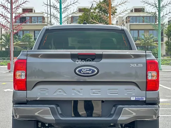 Ford Ranger XLS 2.0L 4x2 AT 2024 - Ford Ranger XLS 2.0L 4x2 AT 2024 - Pickup Bán tải