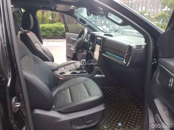 Ford Everest Titanium 2.0 AT 4x2 2024 - Ford Everest 2.0L ST5 10AT 4x2 Titanium 2024 - mua bán xe ô tô cũ uy tín tại Hà Nội