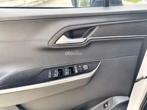 Hyundai Custin 1.5T-GDi Đặc biệt 2024 - SIÊU LƯỚT