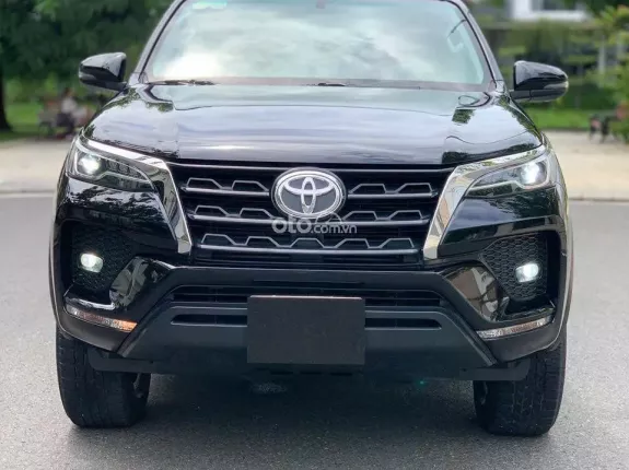 Toyota Fortuner 2.4G 4x2 AT  2022 - SỐ TỰ ĐỘNG 7 CHỖ