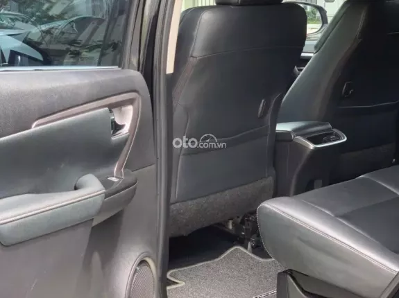 Toyota Fortuner 2.4G 4x2 AT  2022 - SỐ TỰ ĐỘNG 7 CHỖ