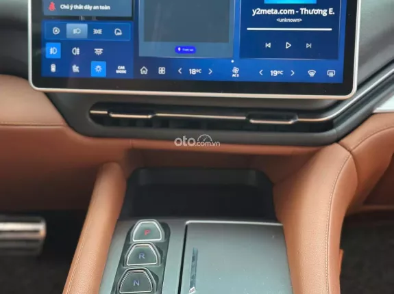 VinFast VF9 Plus 2023 - SUV ĐIỆN