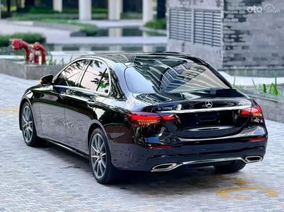 Mercedes-Benz E300 AMG 2023 - Bao check test - Bảo hành chính hãng dài