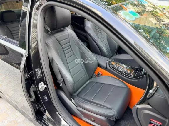 Mercedes-Benz E300 AMG 2023 - Bao check test - Bảo hành chính hãng dài