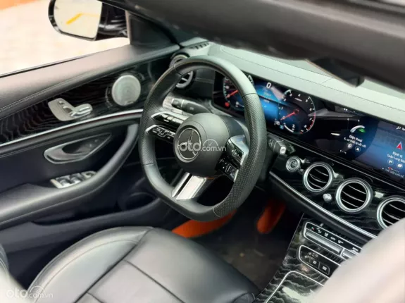 Mercedes-Benz E300 AMG 2023 - Bao check test - Bảo hành chính hãng dài