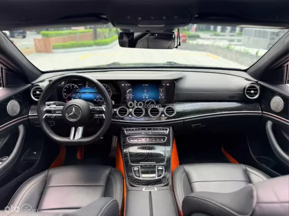 Mercedes-Benz E300 AMG 2023 - Bao check test - Bảo hành chính hãng dài