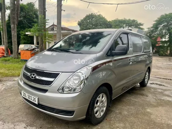 Hyundai Grand Starex 2.4 AT 2012 - STAREX tải van đông lạnh 3 chỗ, đời 2012 TỰ ĐỘNG