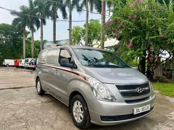 Hyundai Grand Starex 2.4 AT 2012 - STAREX tải van đông lạnh 3 chỗ, đời 2012 TỰ ĐỘNG