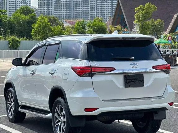 Toyota Fortuner 2.7 V 4X4 AT 2017 - MODEL 2018 | NHẬP KHẨU INDONESIA