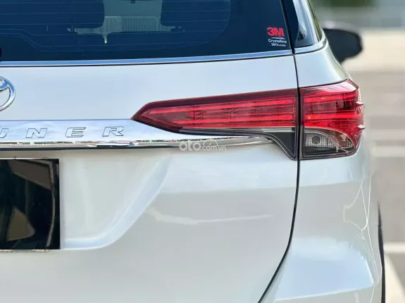 Toyota Fortuner 2.7 V 4X4 AT 2017 - MODEL 2018 | NHẬP KHẨU INDONESIA