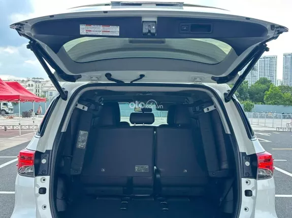 Toyota Fortuner 2.7 V 4X4 AT 2017 - MODEL 2018 | NHẬP KHẨU INDONESIA