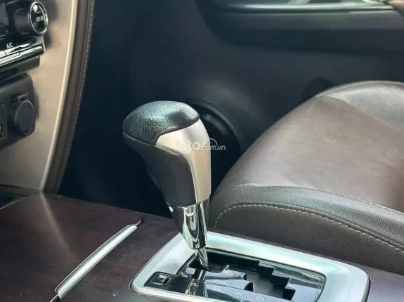Toyota Fortuner 2.7 V 4X4 AT 2017 - MODEL 2018 | NHẬP KHẨU INDONESIA