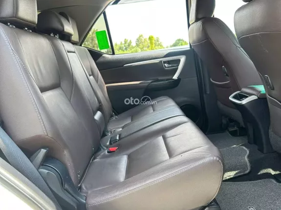 Toyota Fortuner 2.7 V 4X4 AT 2017 - MODEL 2018 | NHẬP KHẨU INDONESIA