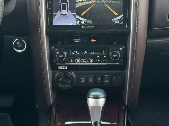 Toyota Fortuner 2.7 V 4X4 AT 2017 - MODEL 2018 | NHẬP KHẨU INDONESIA