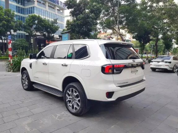Ford Everest Titanium 2.0 AT 4x2 2025 - Ford Everest Titanium 2.0 AT 4x2 2025 - mua bán xe ô tô cũ uy tín tại Hà Nội